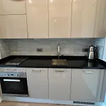 Metropol Istanbul Studio Daire Atasehir